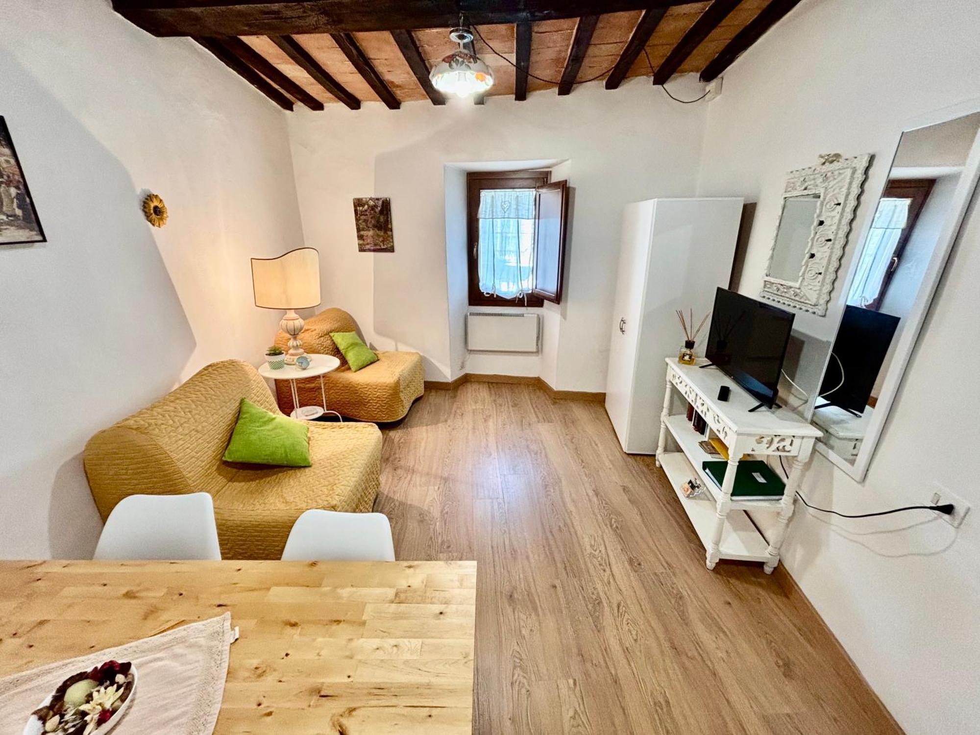 Red House Apartment Gubbio Bagian luar foto