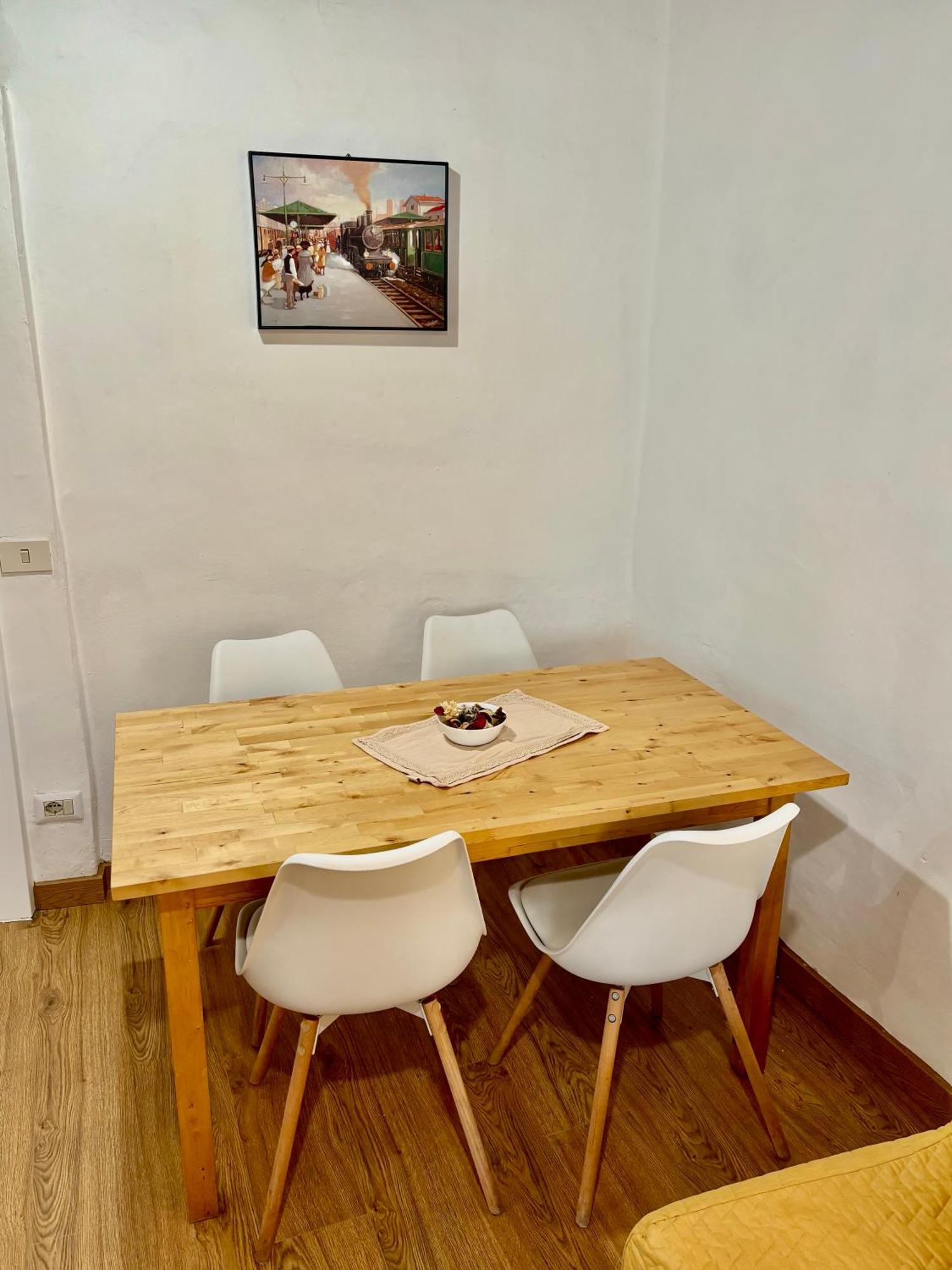 Red House Apartment Gubbio Bagian luar foto