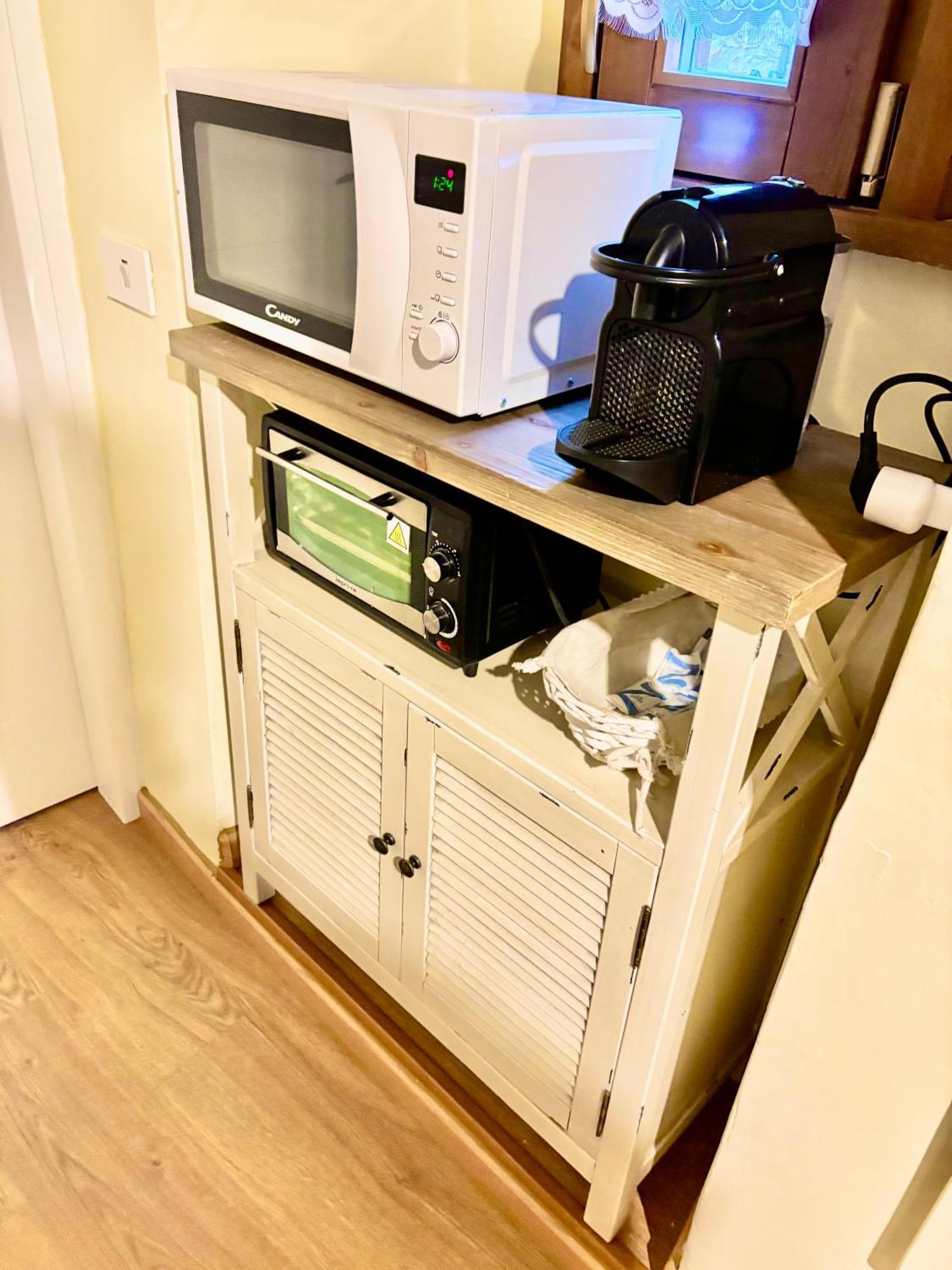 Red House Apartment Gubbio Bagian luar foto